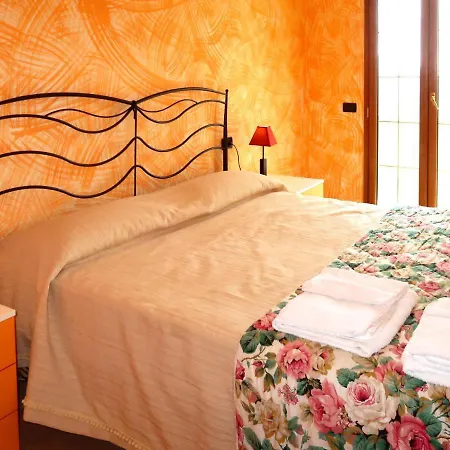 Casa Marco By Interhome Caravonica