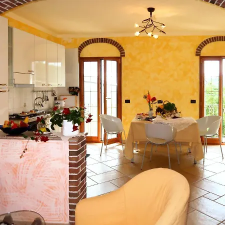 Casa Marco By Interhome 度假居 Caravonica